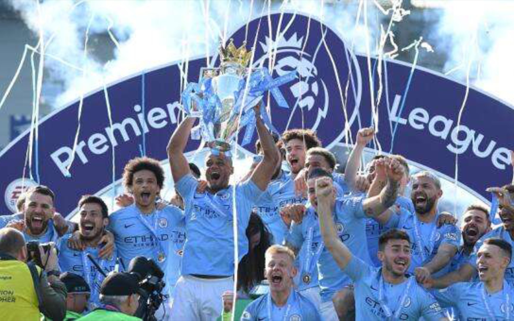 我们期待在 我们期待在